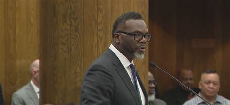 Mayor-elect Brandon Johnson attends last meeting as Cook County commissioner